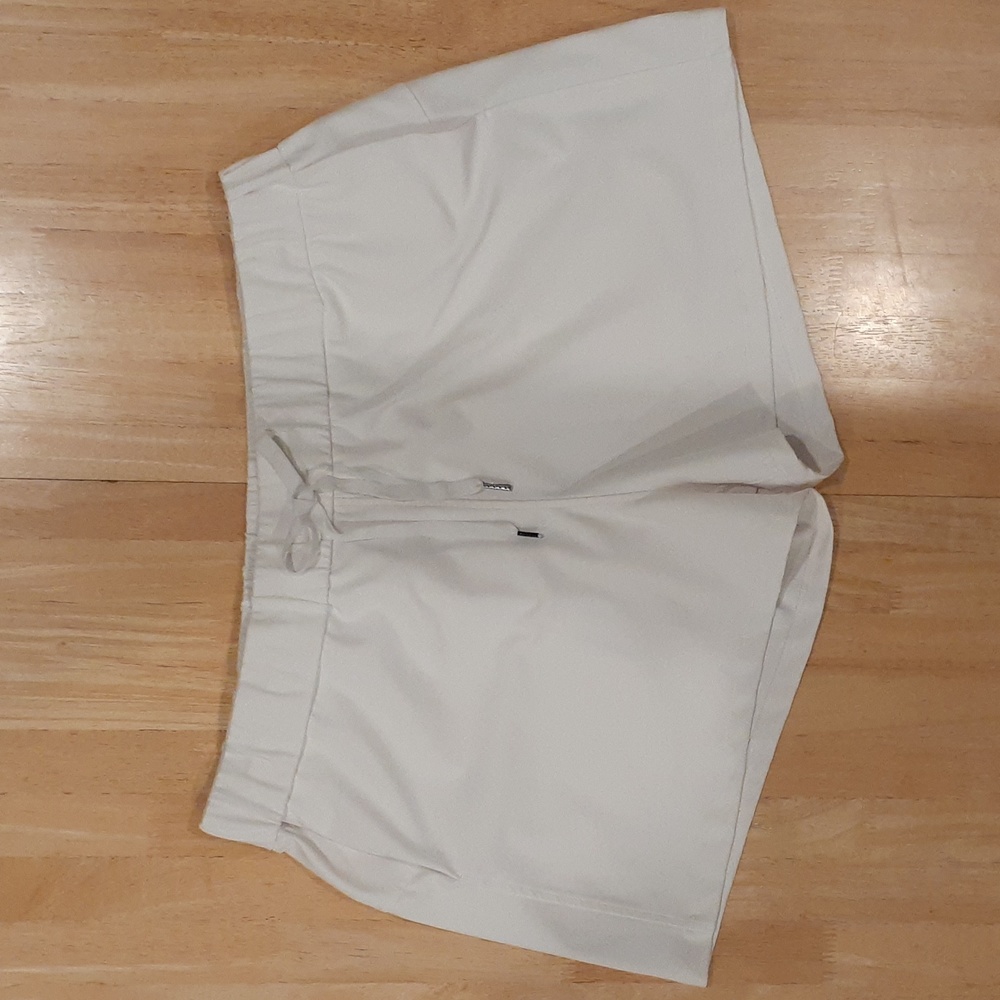 Shorts, Size XXL, 17% spandex, 83%polyester, new condition.